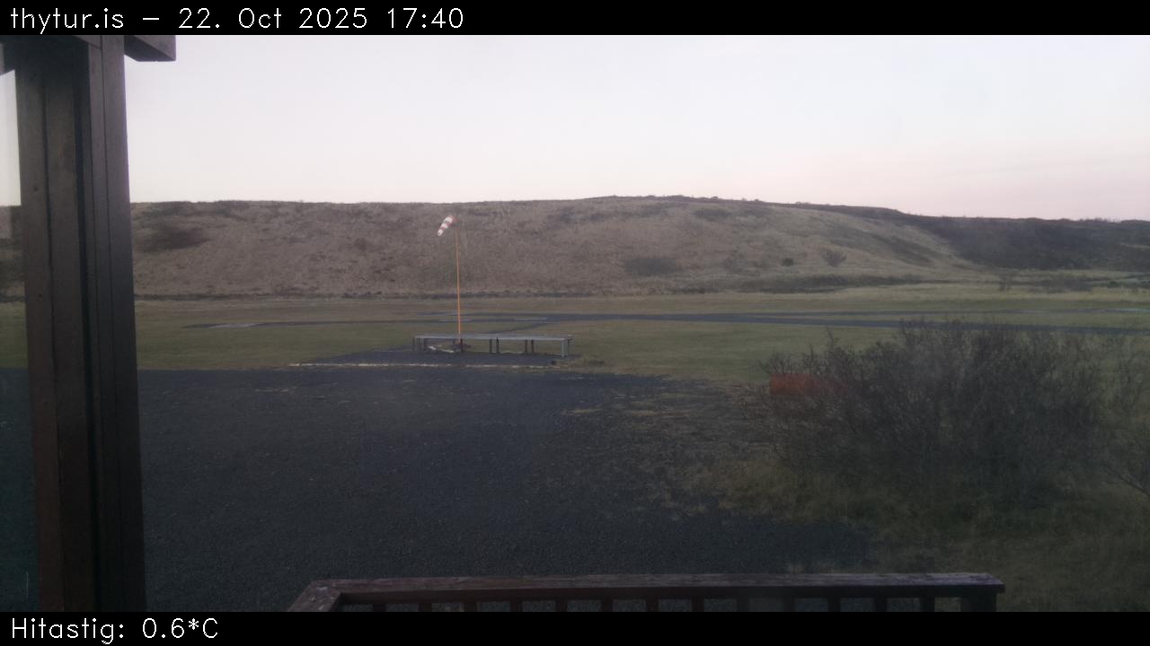 2025 Oct 22 17:40:29